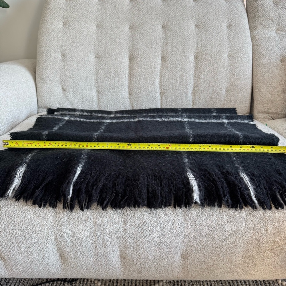 Blanket Winter Scarf Wrap with Fringe  Tartan Plaid Oversized - Picture 8 of 11